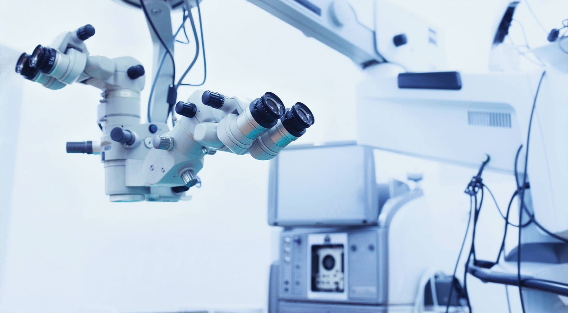 Gold-Best eye surgeon-Banner